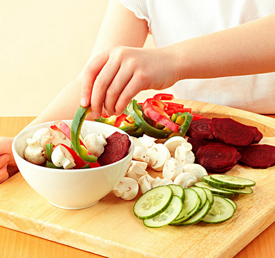 孕期营养饮食搭配 孕妇<a  data-cke-saved-href=http://www.wybyw.com/huaiyunzhishi/ href=http://www.wybyw.com/huaiyunzhishi/ target=_blank class=infotextkey>怀孕</a>期间5类食物应该多吃