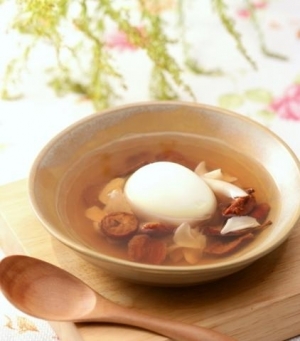 白莲须能<a  data-cke-saved-href=http://www.wybyw.com/youshengyouyu/275.html href=http://www.wybyw.com/youshengyouyu/275.html target=_blank class=infotextkey>去胎毒</a>吗？怎样吃去胎毒？